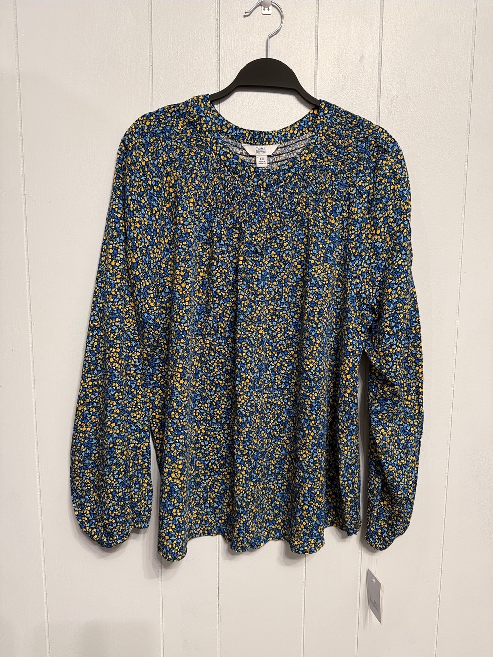 Croft & barrow blue yellow floral blouse. Excellent condition. True color is #2